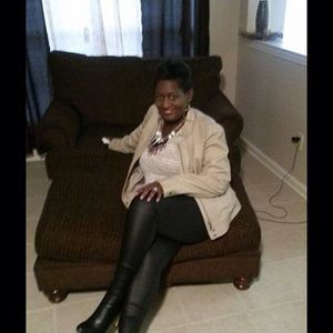 Meet your Posher, Regina